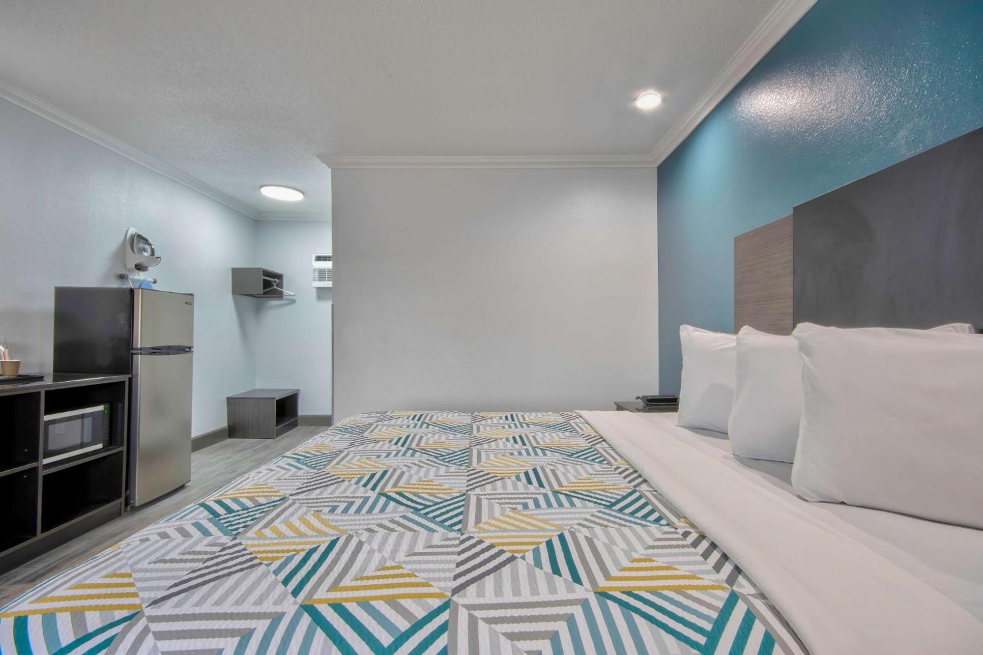 Studio 6 Suites San Bernardino, Ca Exteriör bild