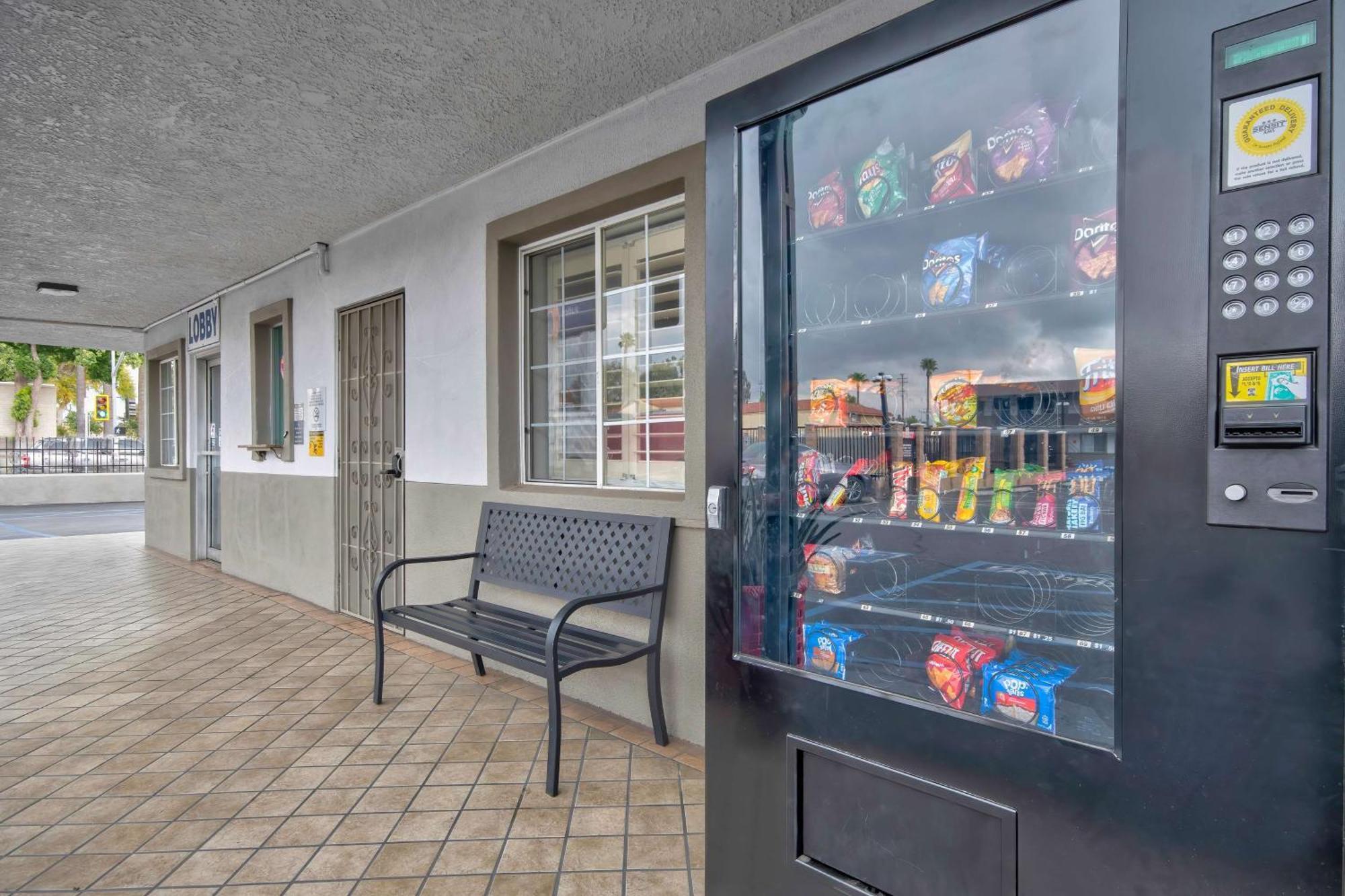 Studio 6 Suites San Bernardino, Ca Exteriör bild